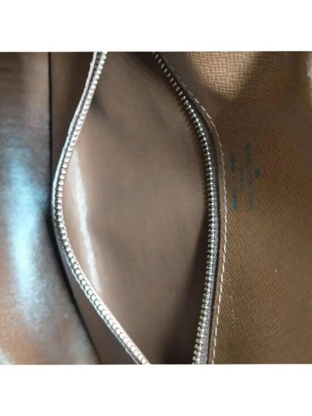 Authentic Louis Vuitton Boulogne 30 Monogram Canvas Shoulder Bag